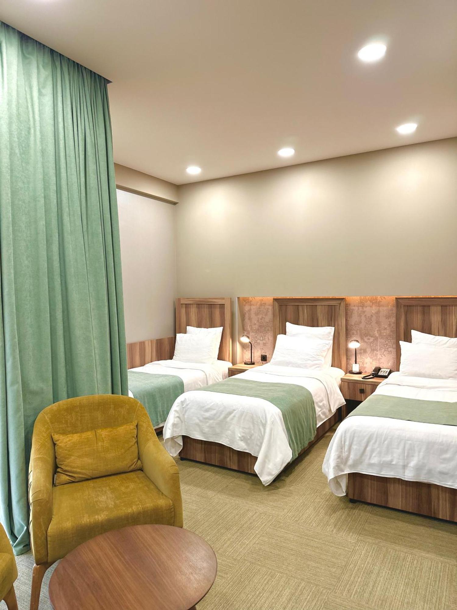 Western Center Hotel 4*