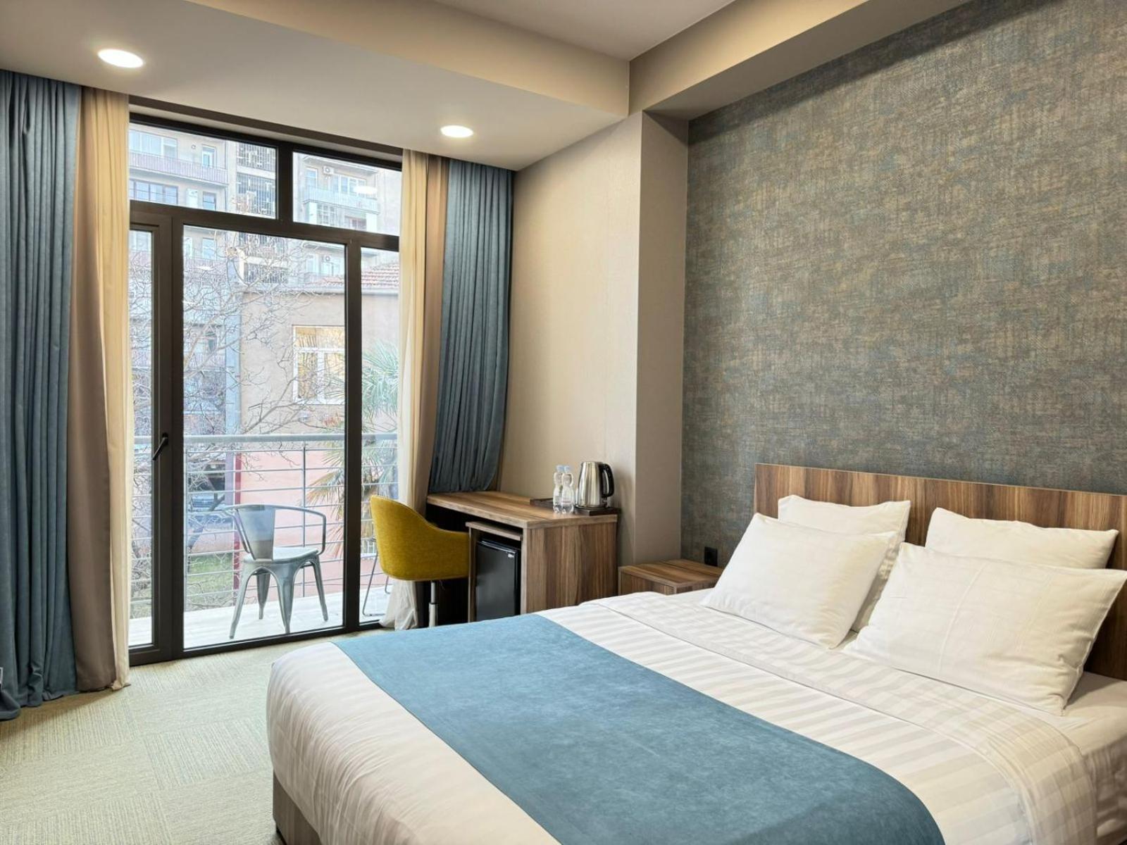 Western Center Hotel 4*
